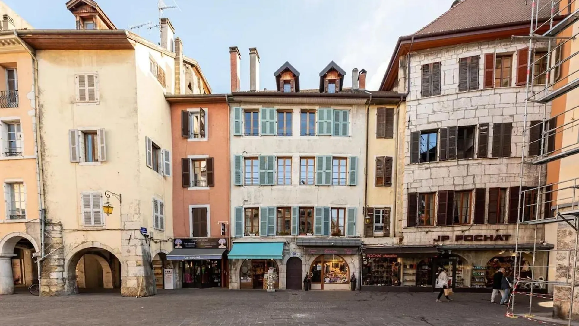 Appartement Chaleureux A Annecy 63 M² Cheminee Apartment